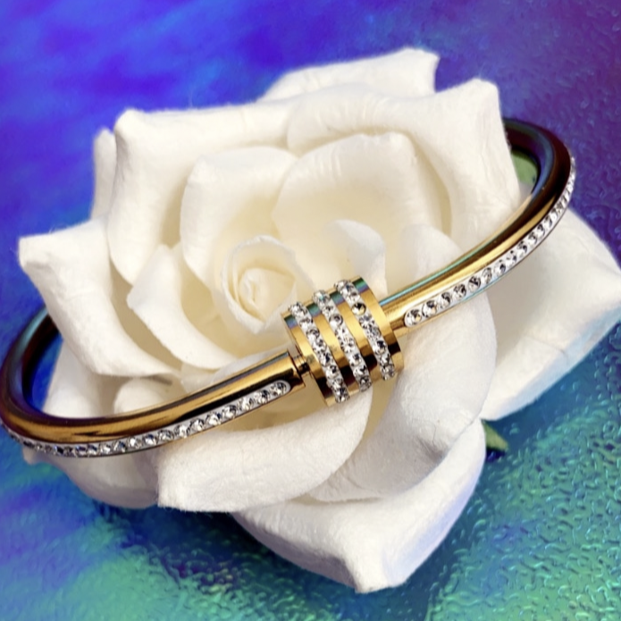 Minimalist Bangle