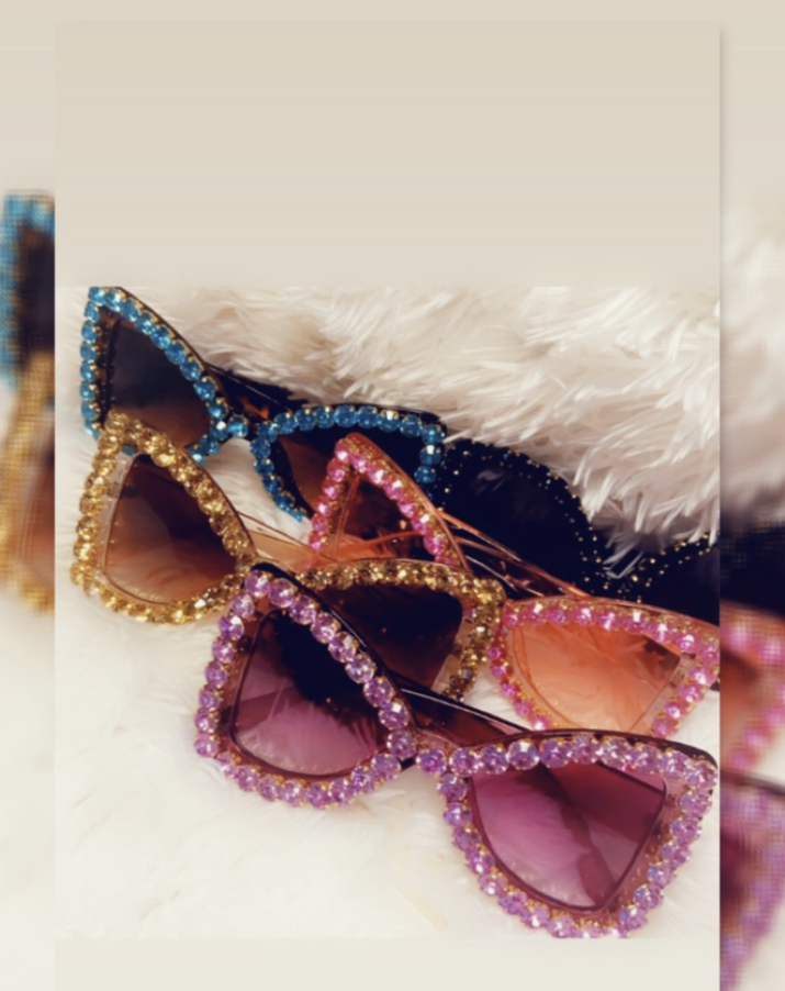 Oversize Rhinestone Retro Cat Eye Sunglasses