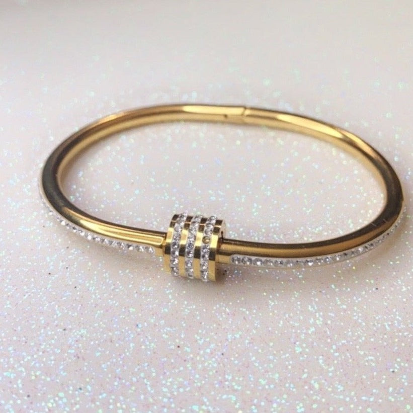 Minimalist Bangle