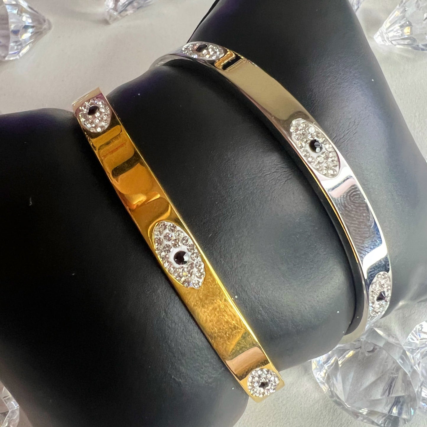Eye Bangle