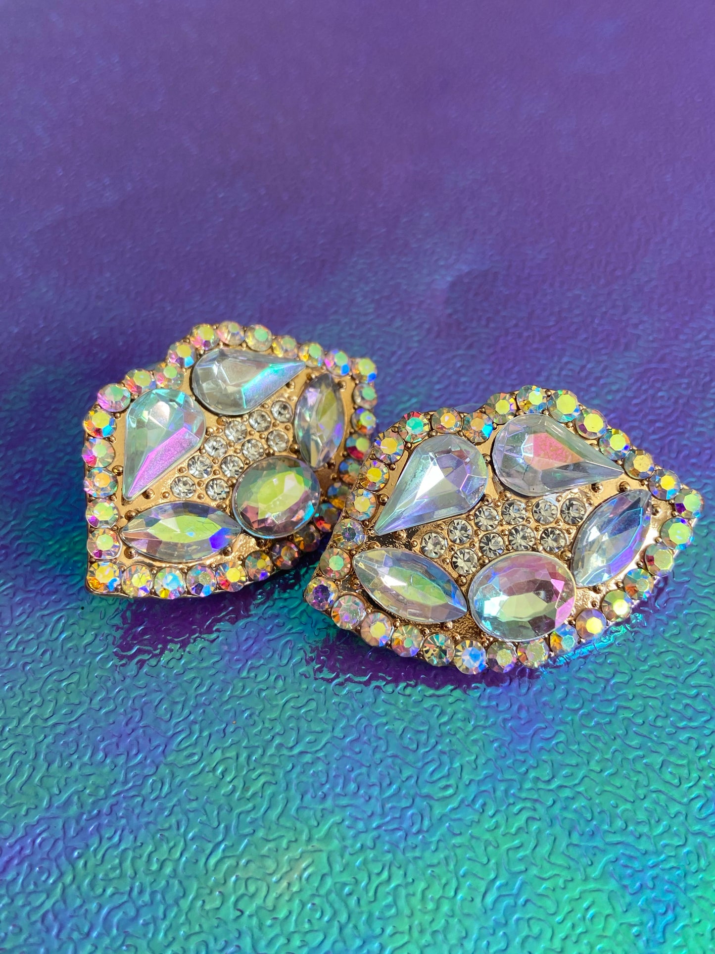 'Pucker Up' Earrings