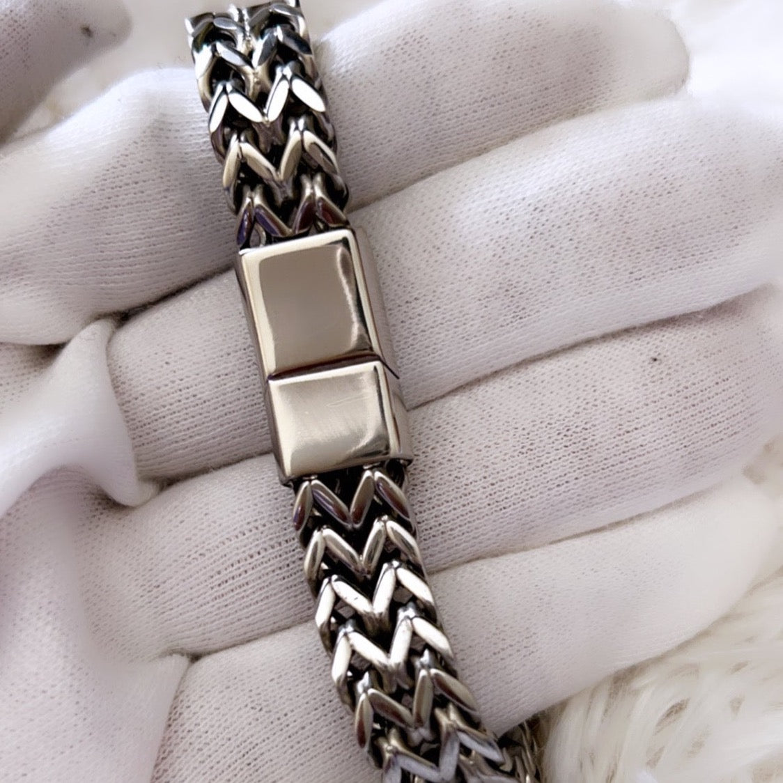 Luxe Chain Bracelet
